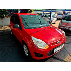 Ford Figo 1.4 Ambiente 2013