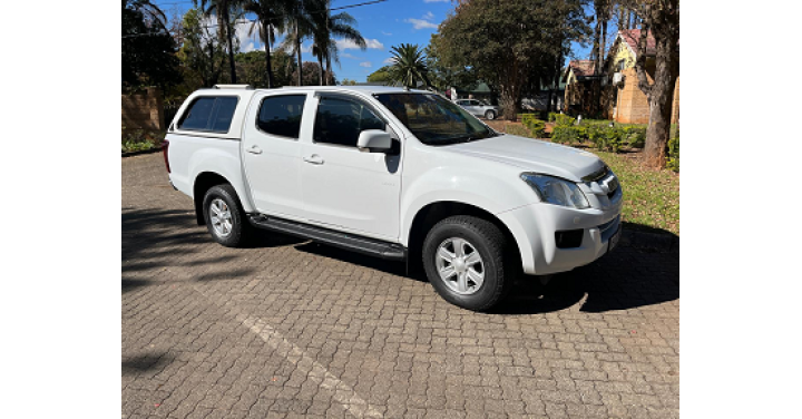 Isuzu Double Cab 2.4i LE 4x4 Canopy 2013
