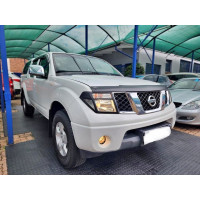 2013 Nissan Navara Double Cab SE 4x4 with diff lock 2013 Nissan Navara Double Cab SE 4x4 with diff lock