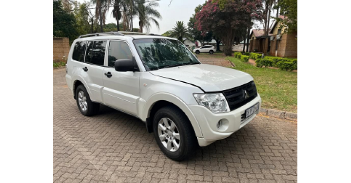 Mitsubishi Pajero 3.2diesel 5 door 7 seater