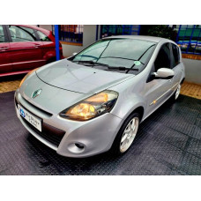 2010 Renault Clio 1.6 Dynamic 5 Door Hatchback