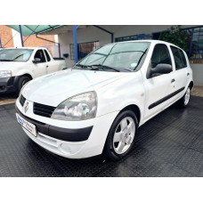 2005 Renault Clio II 1.4 16V automatic