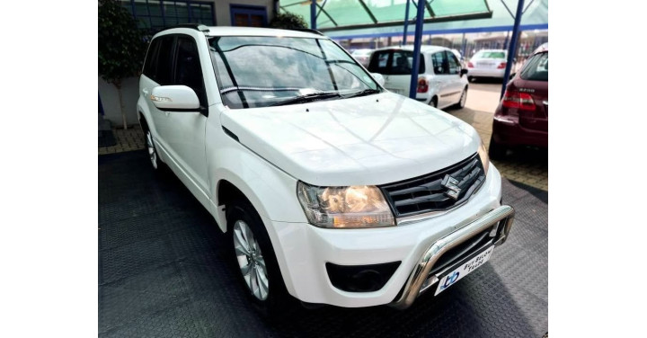 Suzuki Grand Vitara Dune 2.4 4x2 with 4x4 low and high selection 2017 Suzuki Grand Vitara Dune 2.4 4x2 with 4x4 low and high selection 2017